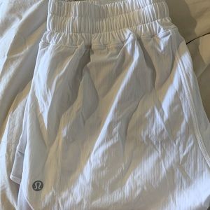 Hotty hot lululemon short